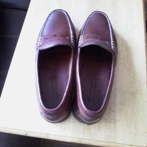 Leather loafer
